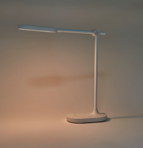 Table lamp: best gifts for those who work from home 