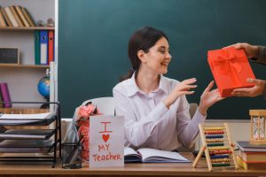 Teacher receiving gift