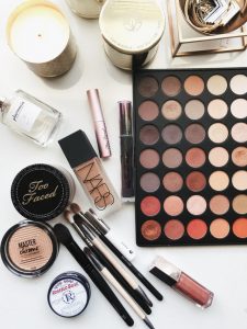gift ideas for makeup artists