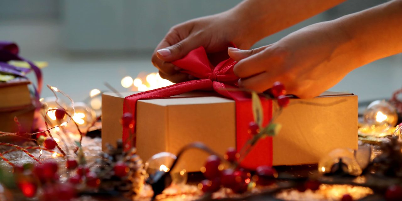 Surprise your loved ones with these last-minute holiday gift ideas